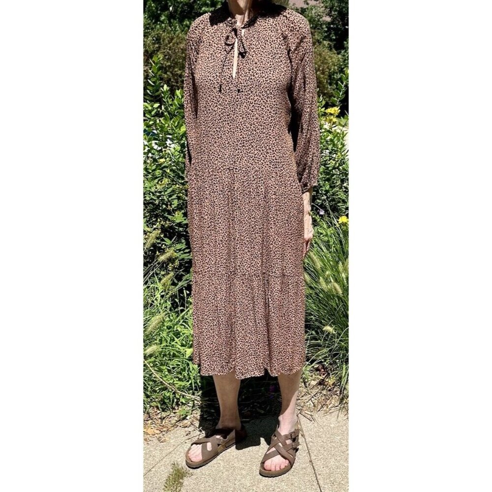 VICI Tiered Midi Dress Size Medium Tan/Black Leopard/Cheetah‎ Print Tie Front